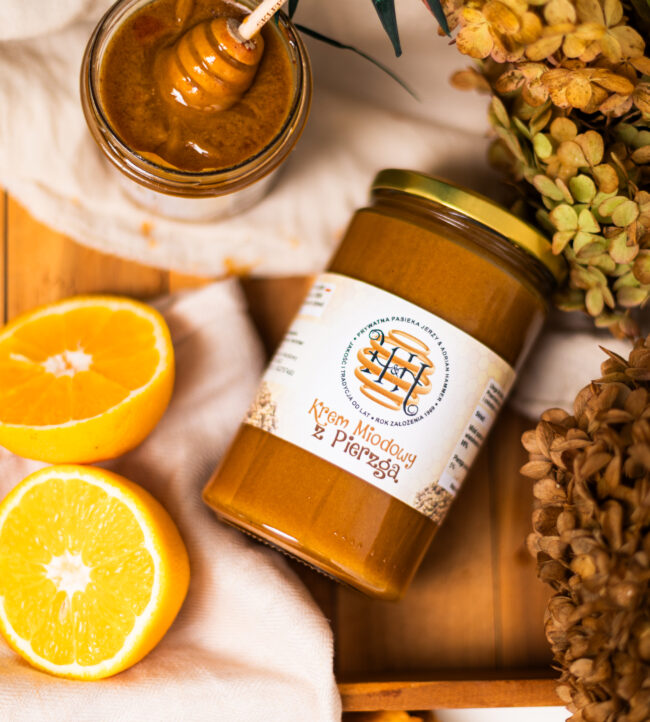 Pierzga w miodzie 950g