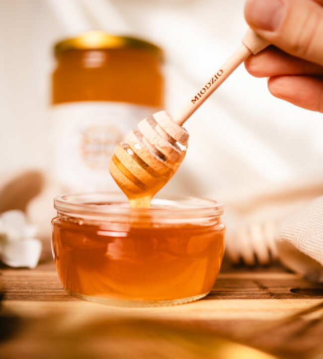 Drewniany nabierak do miodu mały